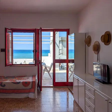 Casa de Férias Casa Merla, Terrazza Vista Mare San Menaio
